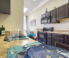 Studio Apartment Bloomington